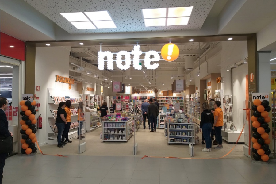 INSCO opens 3rd note! store in the Azores